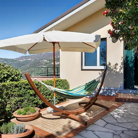 Ornella Villa Cavi di Lavagna