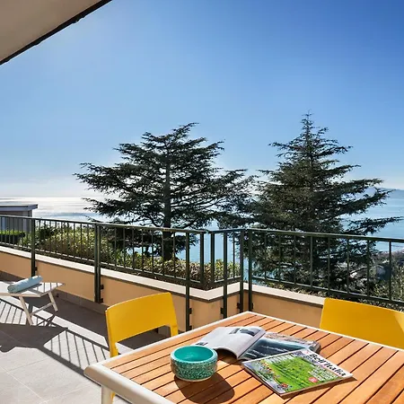 Ornella ヴィラ カヴィ・ディ・ラヴァーニャ